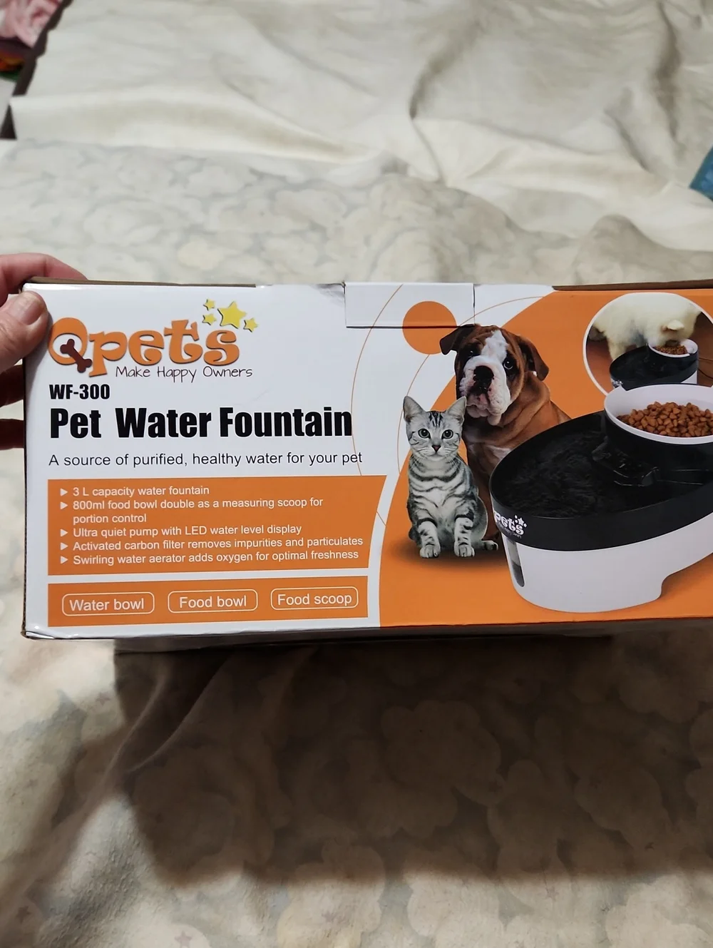 WF-300 Black & White Pet Water Fountain with Food Bowl
